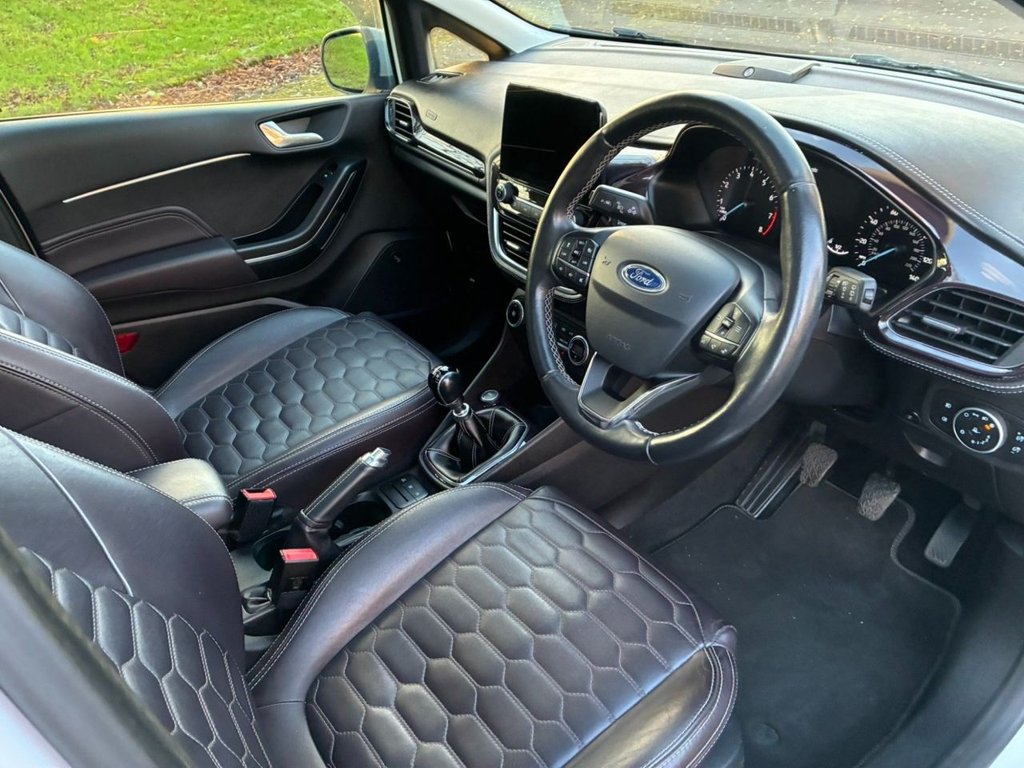 Used Ford Fiesta 2017 for sale - 76655289: Photo 11