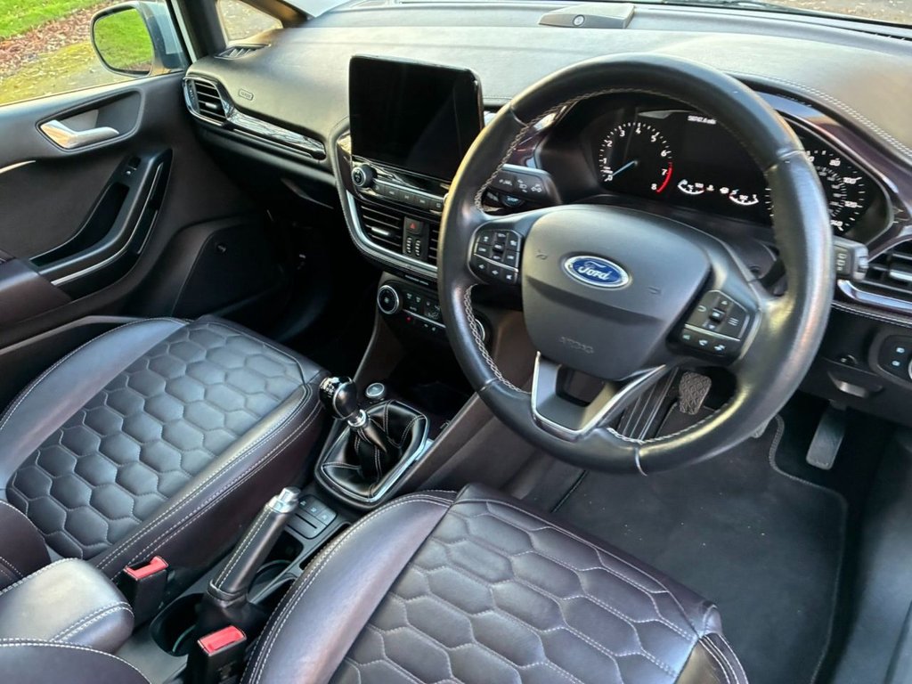 Used Ford Fiesta 2017 for sale - 76655289: Photo 12