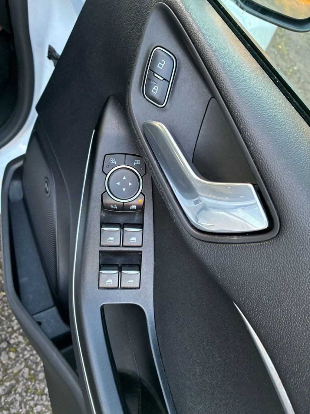 Used Ford Fiesta 2017 for sale - 76655289: Photo 20