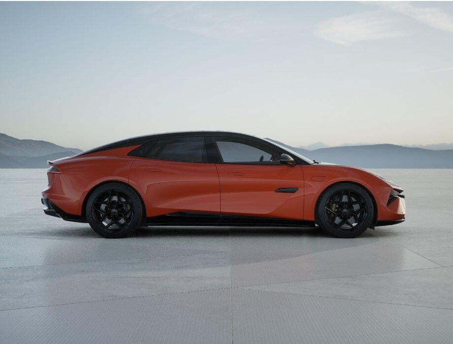 Used Lotus Emeya for sale - 78021602: Photo 3