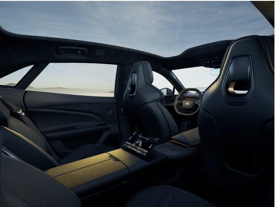 Used Lotus Emeya for sale - 78021602: Photo 8