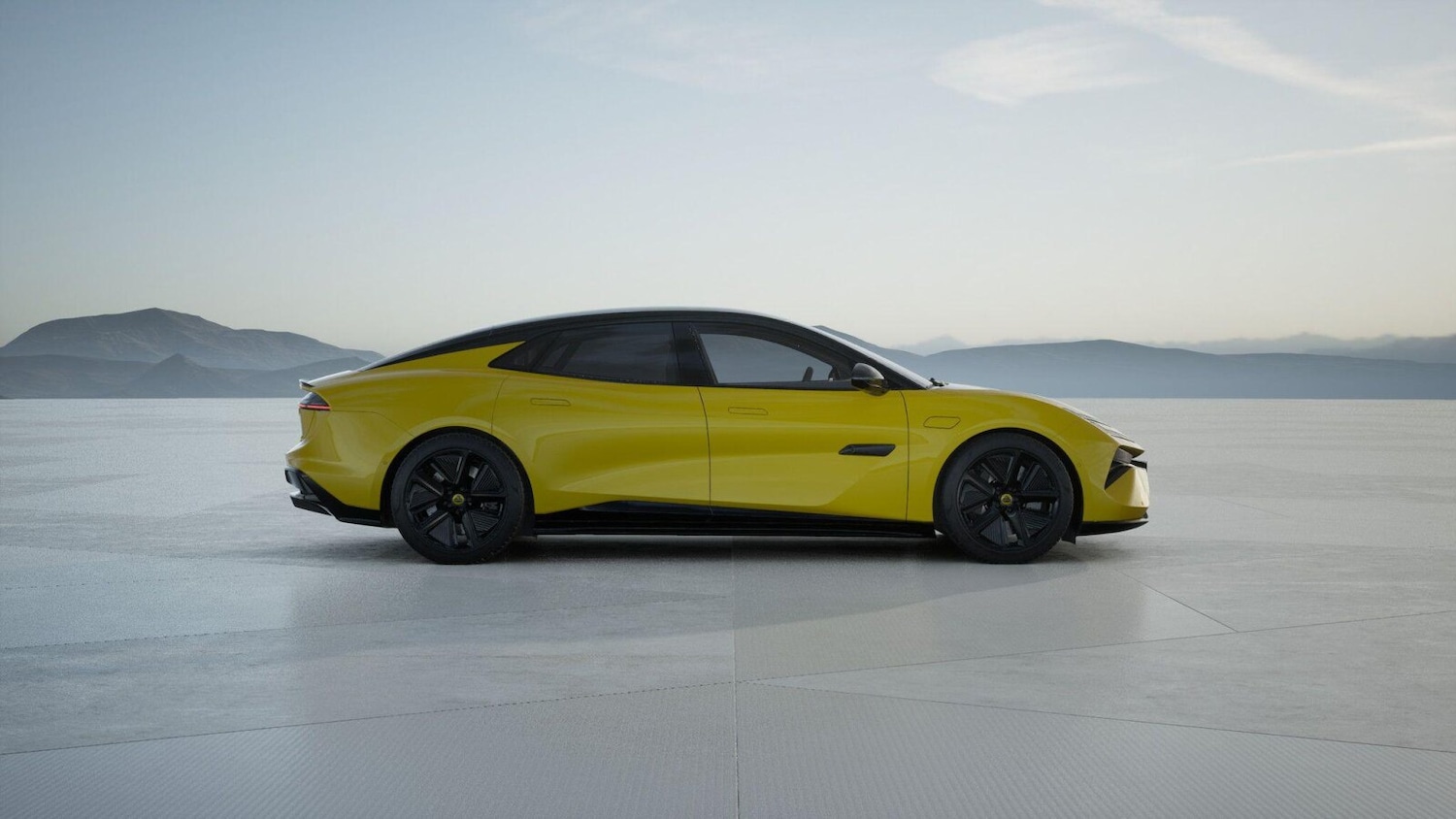 Used Lotus Emeya for sale - 78021605: Photo 2