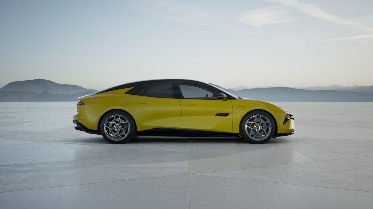 Used Lotus Emeya for sale - 78021604: Photo 3