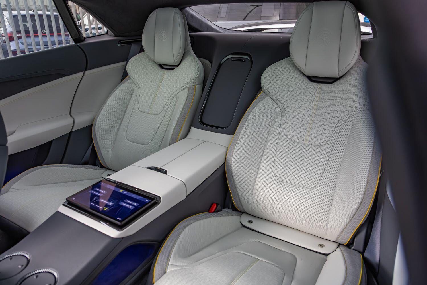 Used Lotus Emeya for sale - 78022295: Photo 31