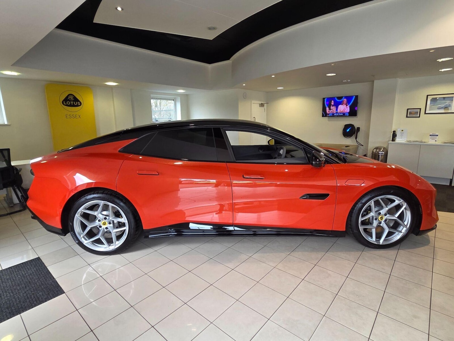 Used Lotus Emeya for sale - 78021600: Photo 14