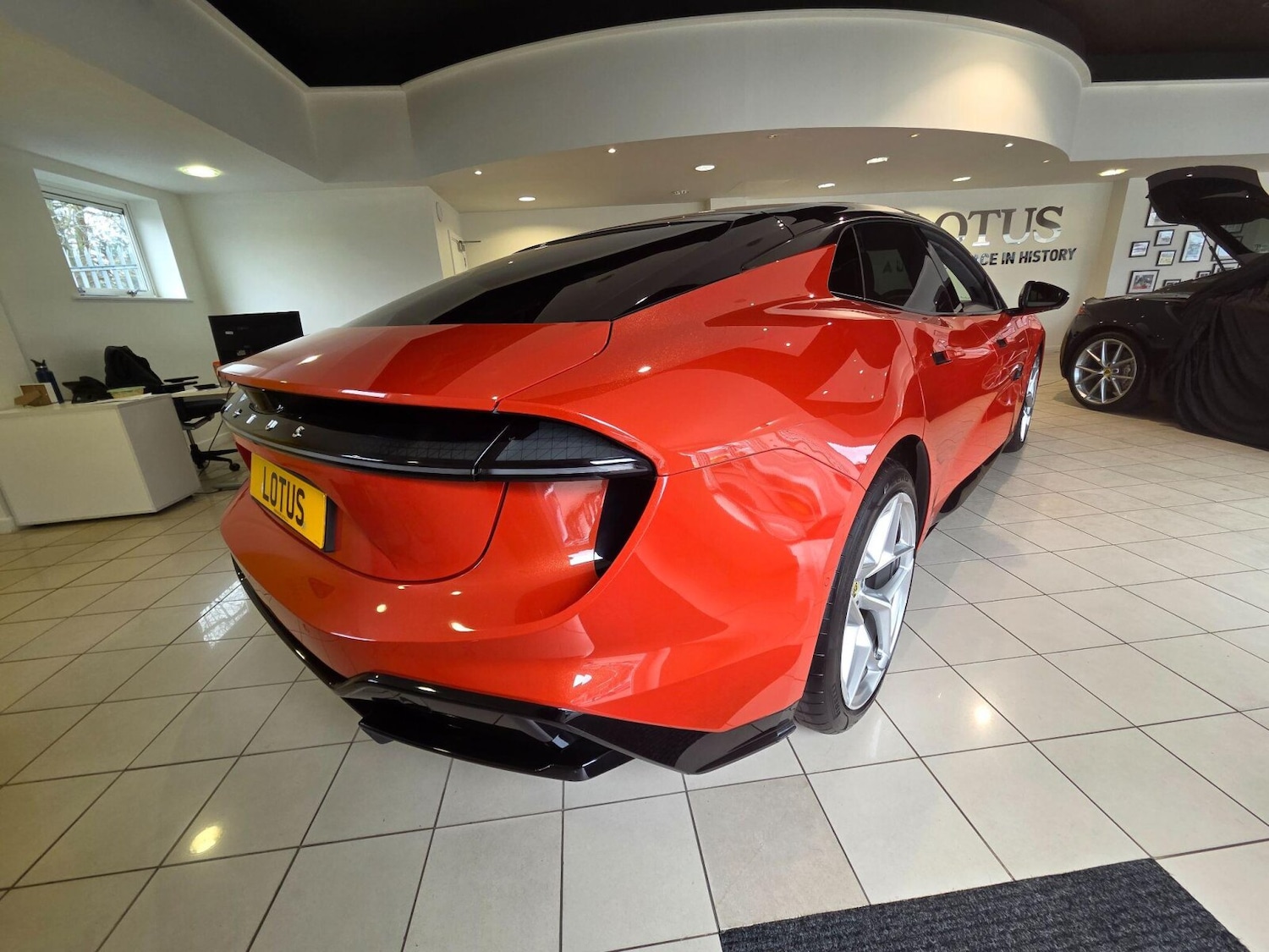 Used Lotus Emeya for sale - 78021600: Photo 15