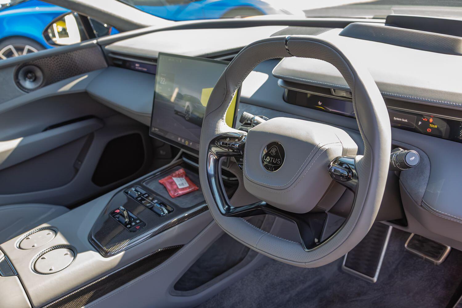 Used Lotus Emeya for sale - 78021600: Photo 16