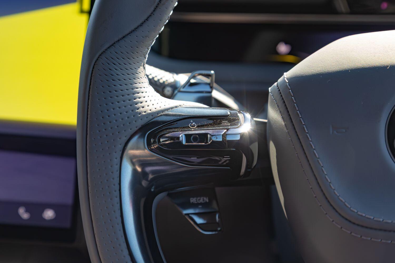 Used Lotus Emeya for sale - 78021600: Photo 27