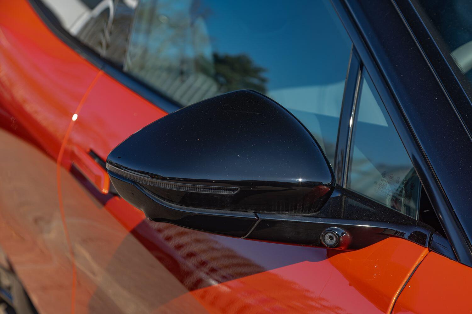 Used Lotus Emeya for sale - 78021600: Photo 47