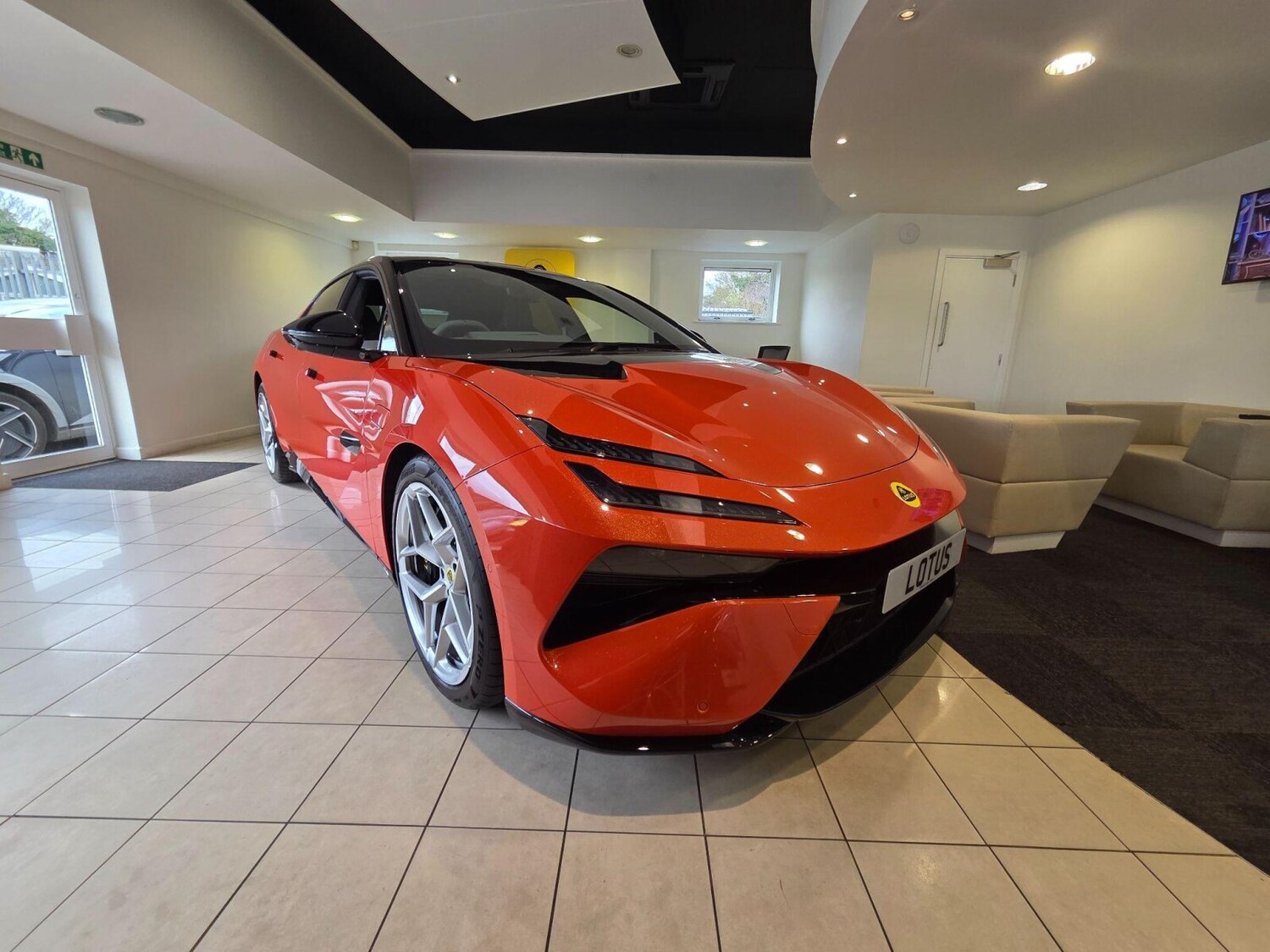 Used Lotus Emeya for sale - 78021600: Photo 9