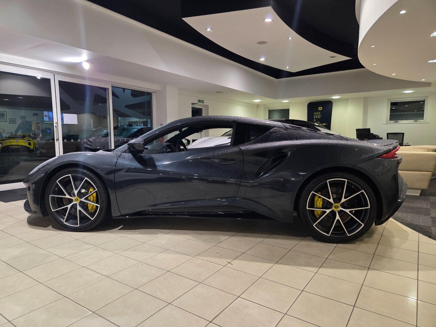 Used Lotus Emira 2023 for sale - 78021592: Photo 12