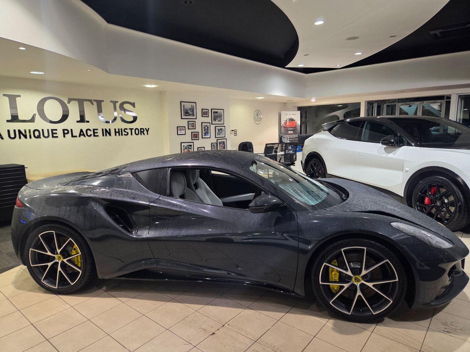 Used Lotus Emira 2023 for sale - 78021592: Photo 13