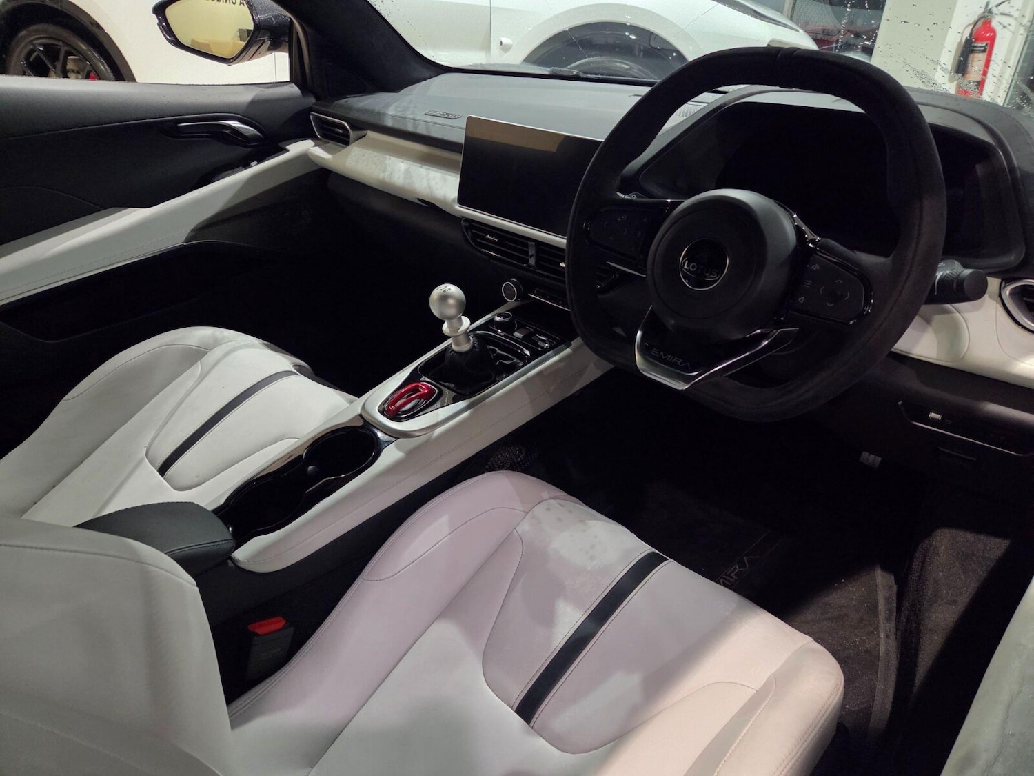 Used Lotus Emira 2023 for sale - 78021592: Photo 14