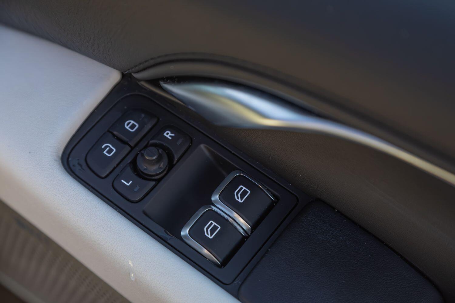 Used Lotus Emira 2023 for sale - 78021592: Photo 20