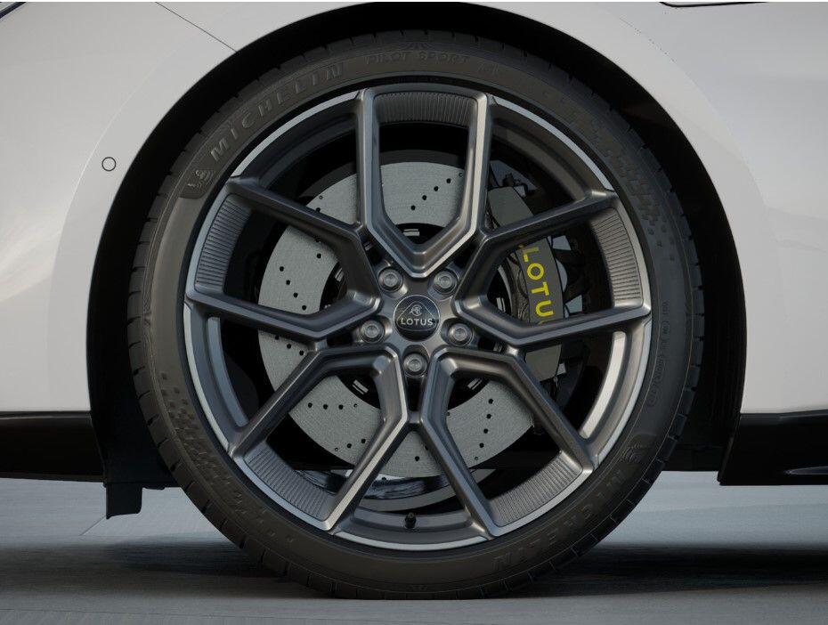 Used Lotus Emeya for sale - 78021585: Photo 4