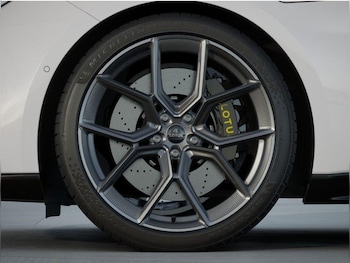 Used Lotus Emeya undefined for sale - 78021585: Photo