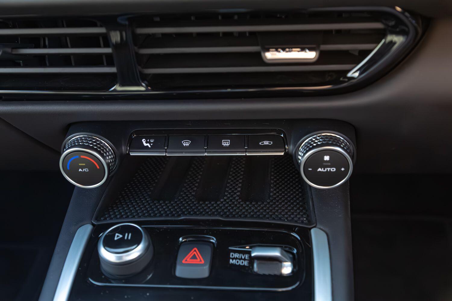 Used Lotus Emira 2025 for sale - 78021609: Photo 27