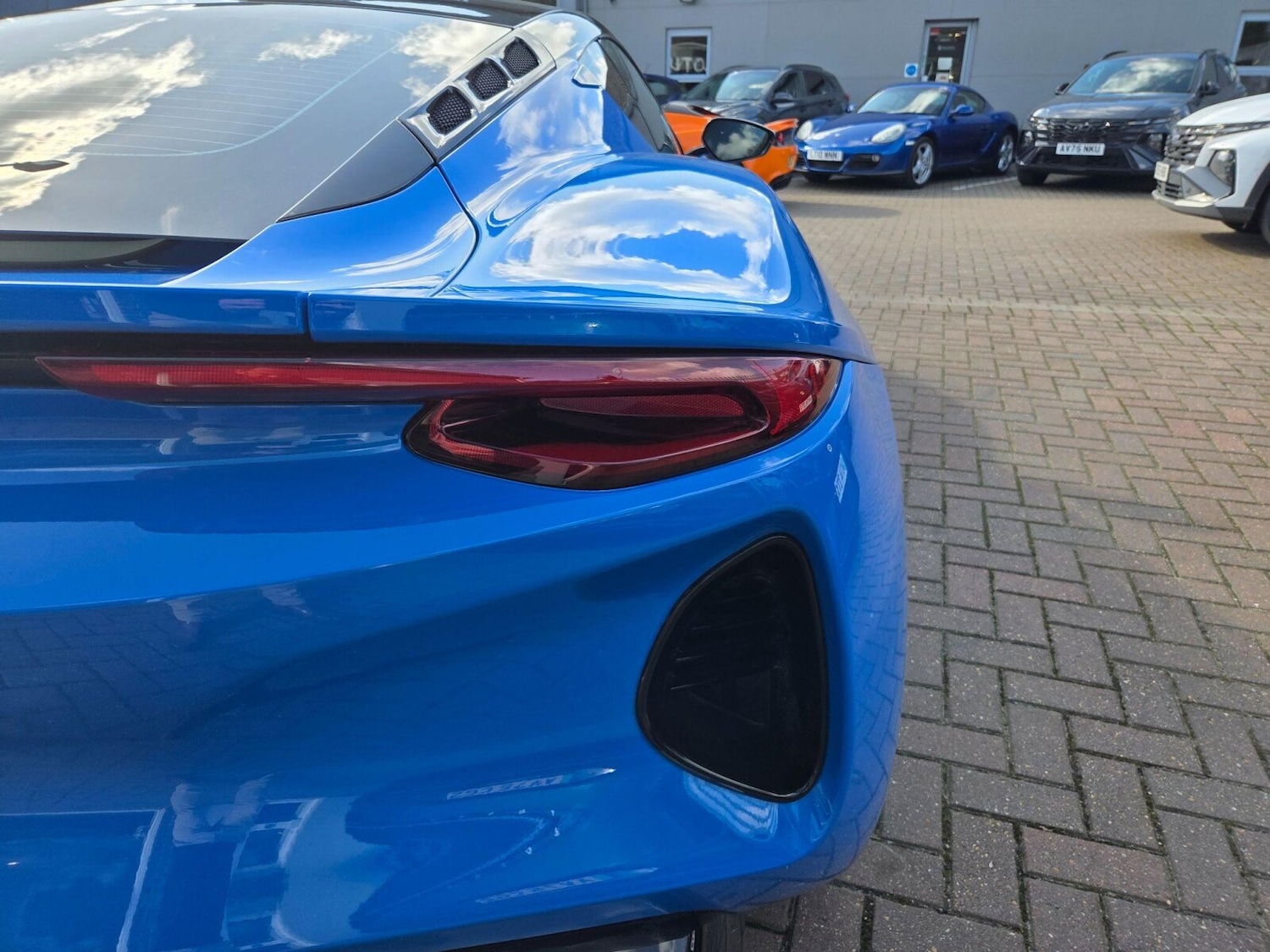 Used Lotus Emira 2025 for sale - 78021609: Photo 53