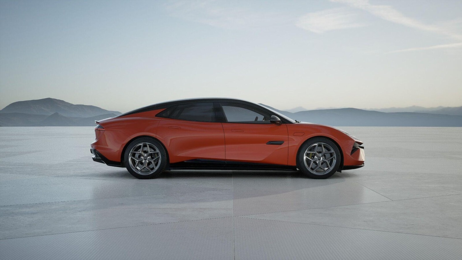 Used Lotus Emeya for sale - 78021607: Photo 3