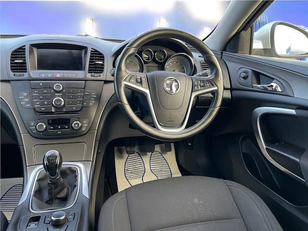 Used Vauxhall Insignia 2010 for sale - 76186893: Photo 15