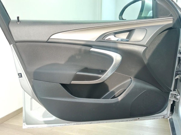 Used Vauxhall Insignia 2010 for sale - 76186893: Photo 35