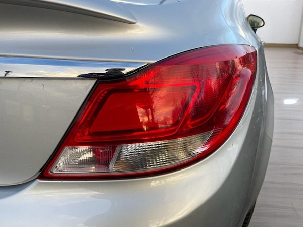 Used Vauxhall Insignia 2010 for sale - 76186893: Photo 44