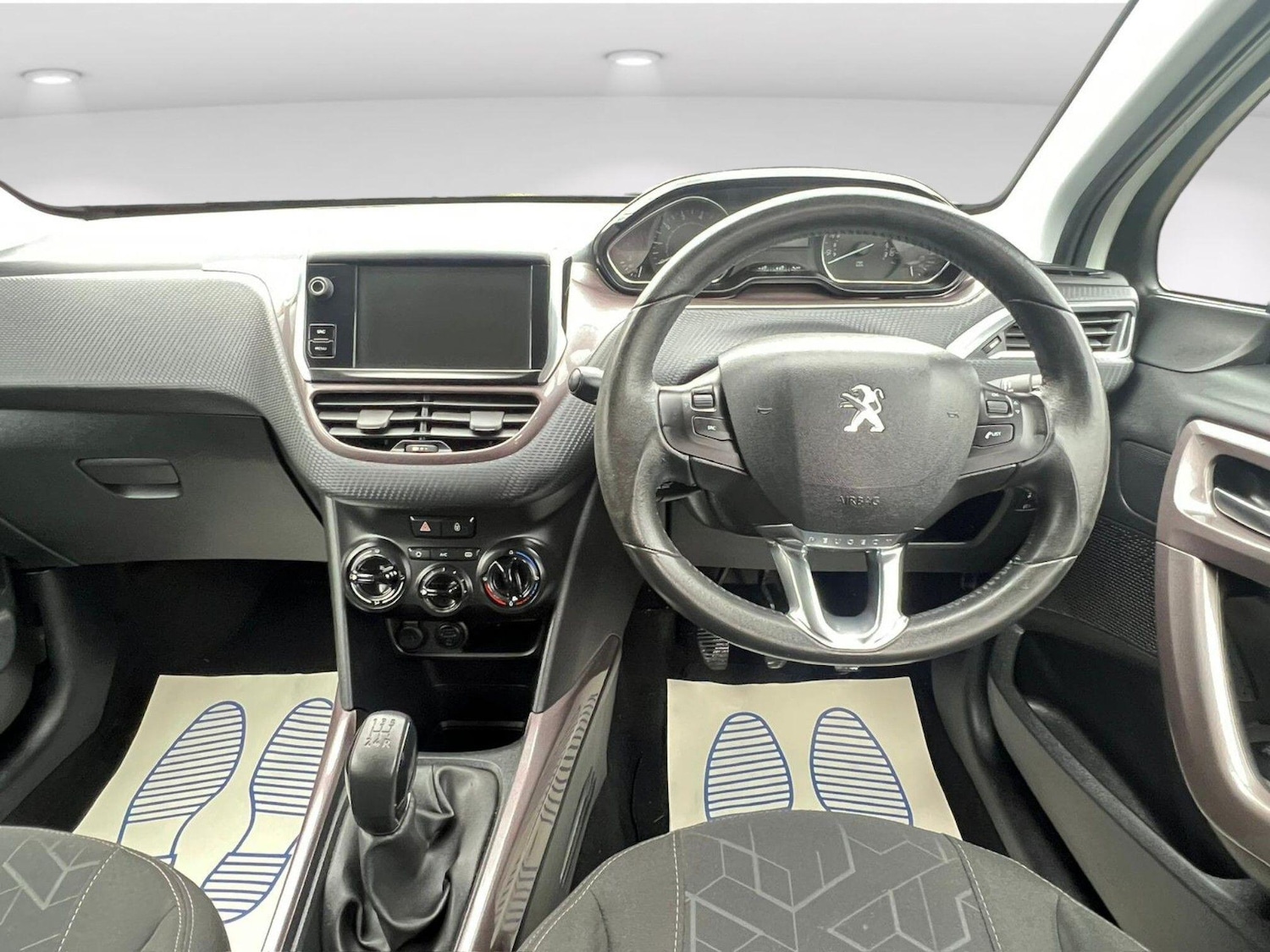 Used Peugeot 2008 2014 for sale - 76590662: Photo 22