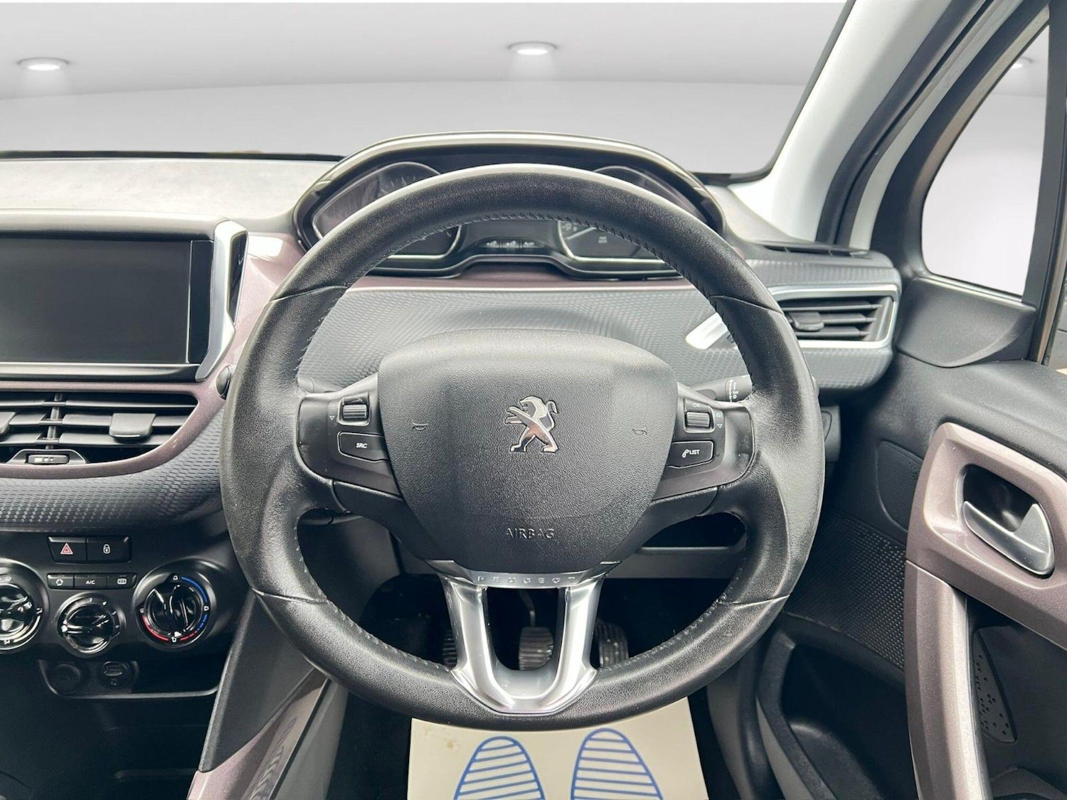 Used Peugeot 2008 2014 for sale - 76590662: Photo 23