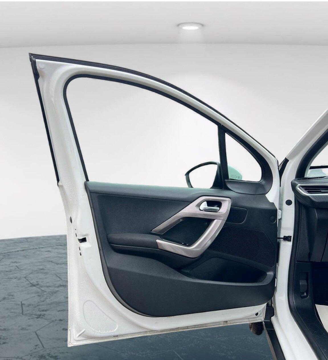 Used Peugeot 2008 2014 for sale - 76590662: Photo 40