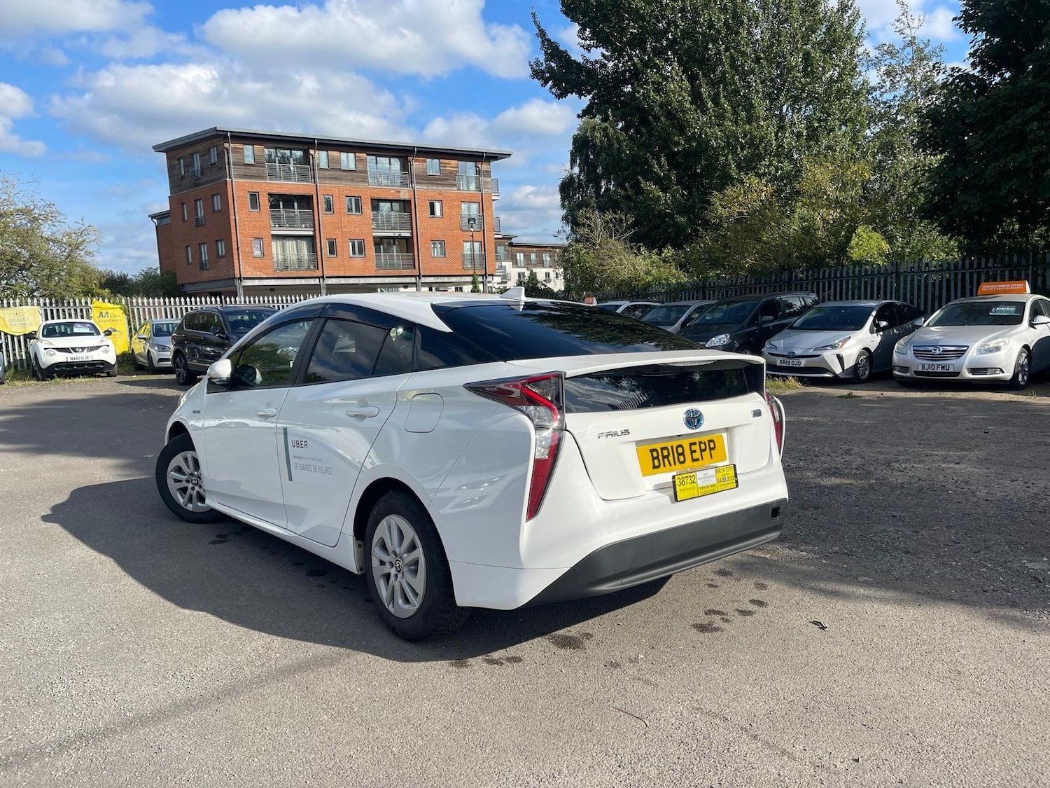 Used Toyota Prius 2023 for sale - 76508884: Photo 3