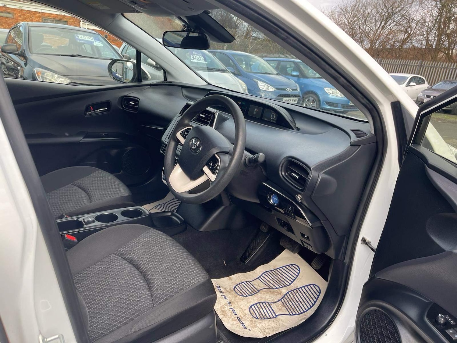 Used Toyota Prius 2023 for sale - 76508884: Photo 9