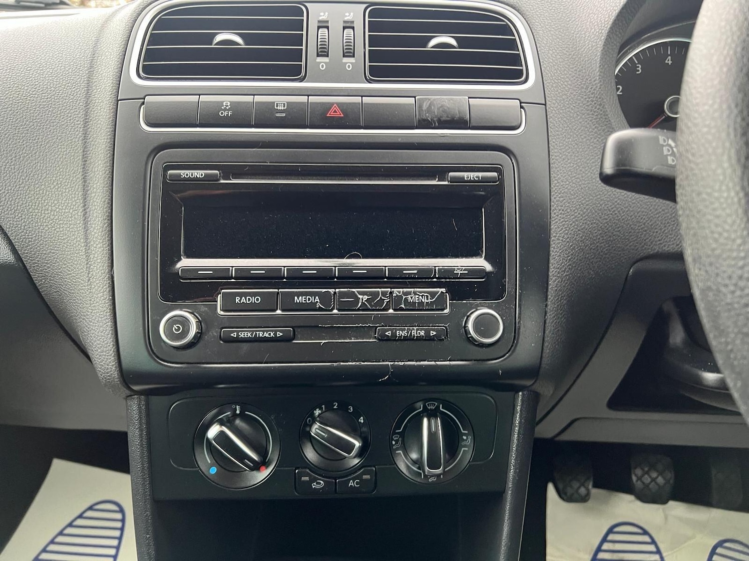 Used Volkswagen Polo 2017 for sale - 76186878: Photo 28