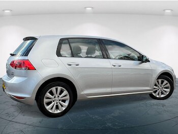 Used Volkswagen Golf 2014 for sale - 76531531: Photo