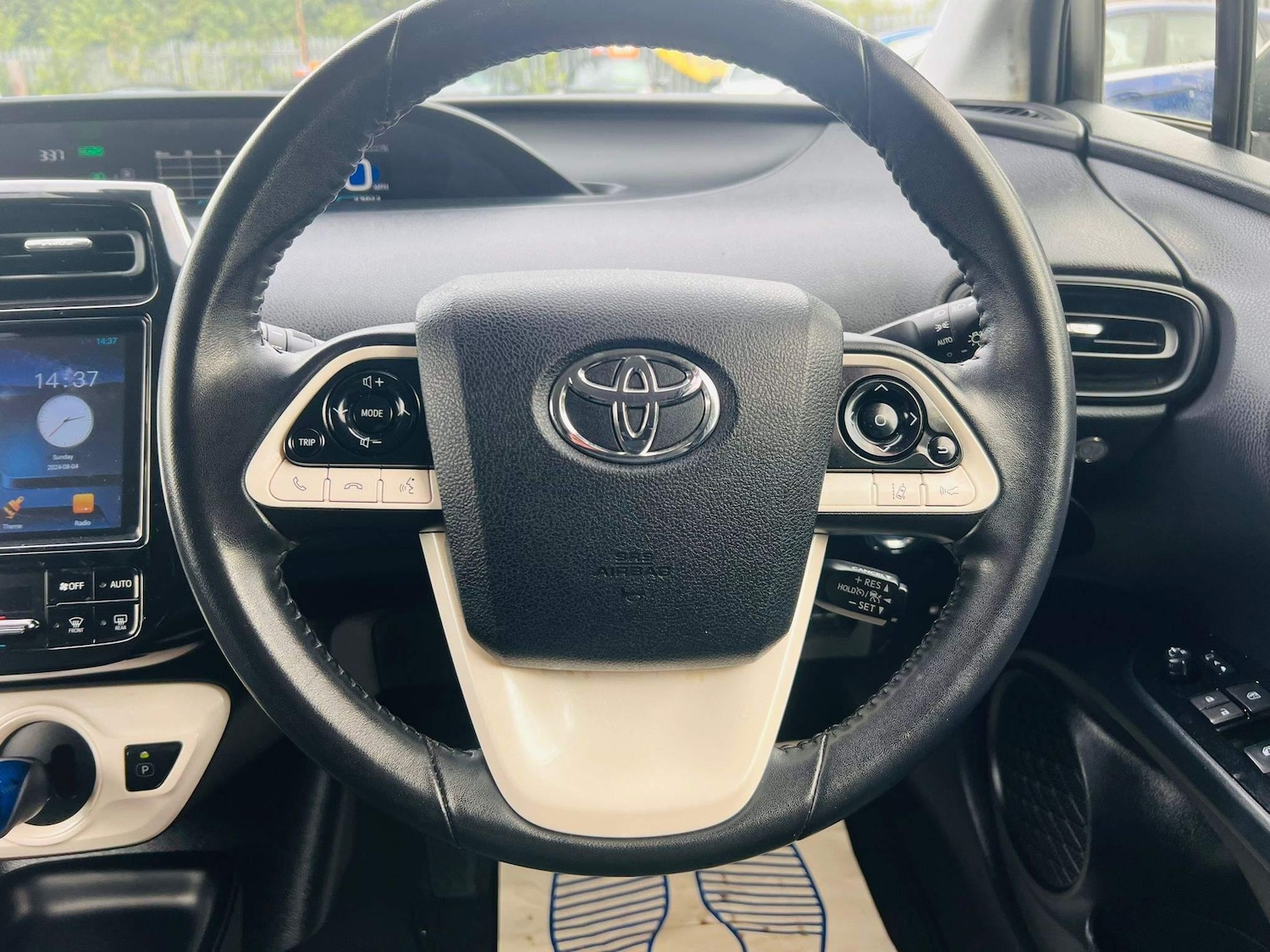 Used Toyota Prius 2024 for sale - 76186881: Photo 16