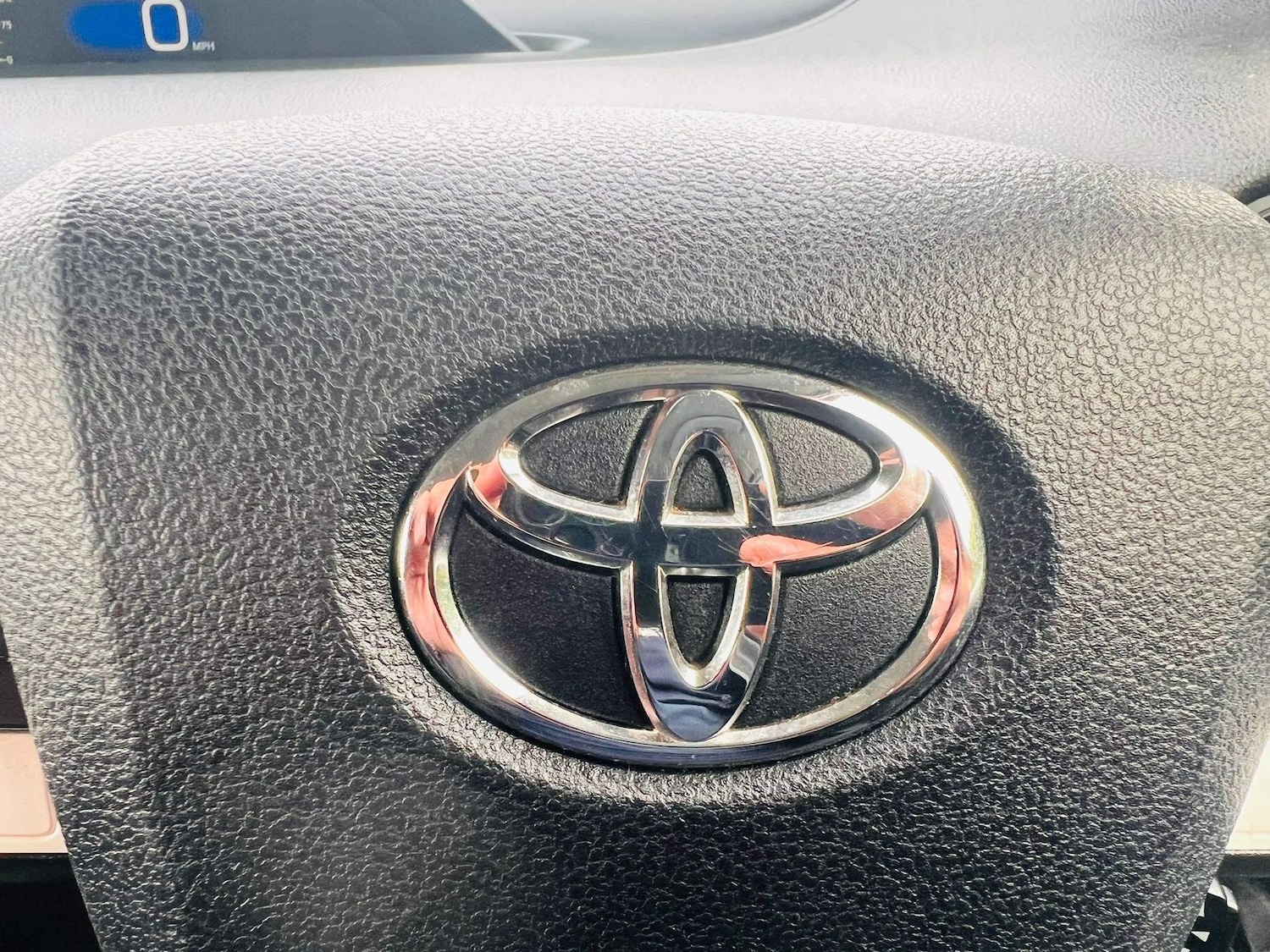 Used Toyota Prius 2024 for sale - 76186881: Photo 18
