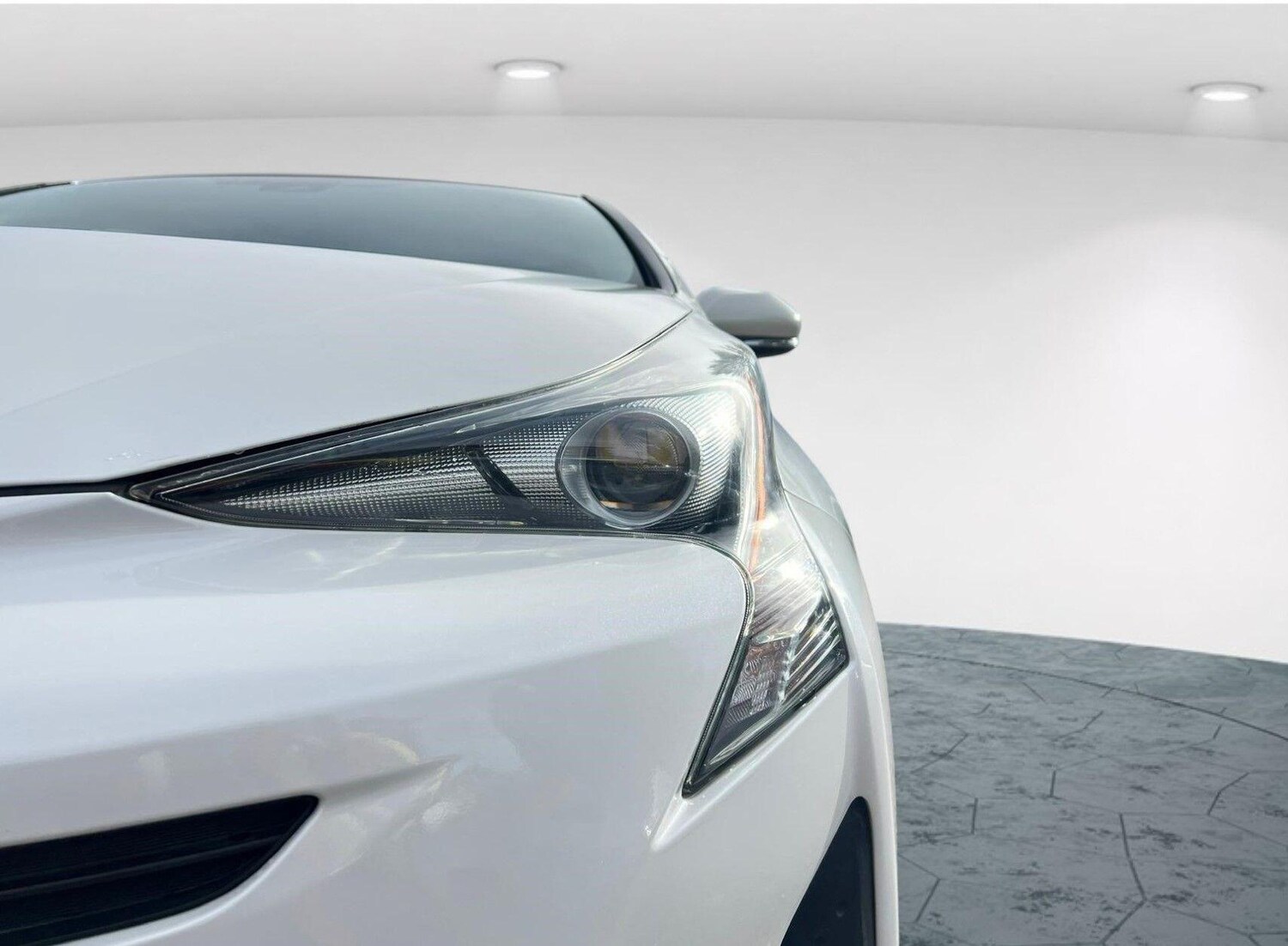 Used Toyota Prius 2024 for sale - 76186881: Photo 49