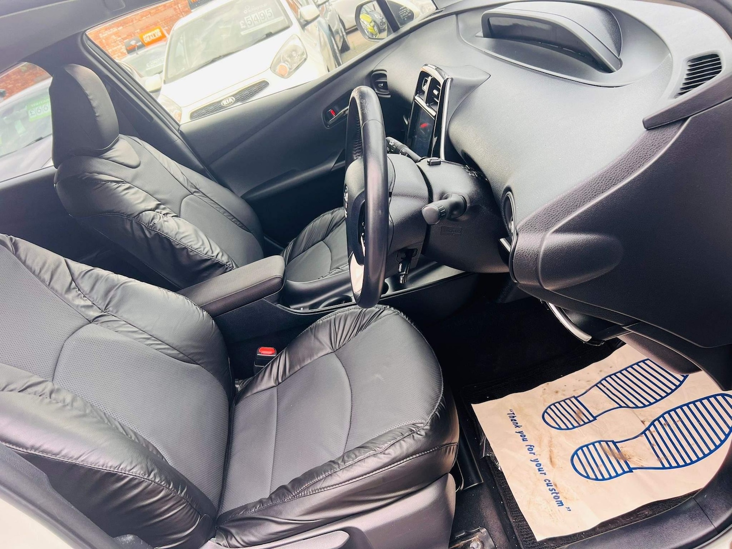 Used Toyota Prius 2024 for sale - 76186881: Photo 8