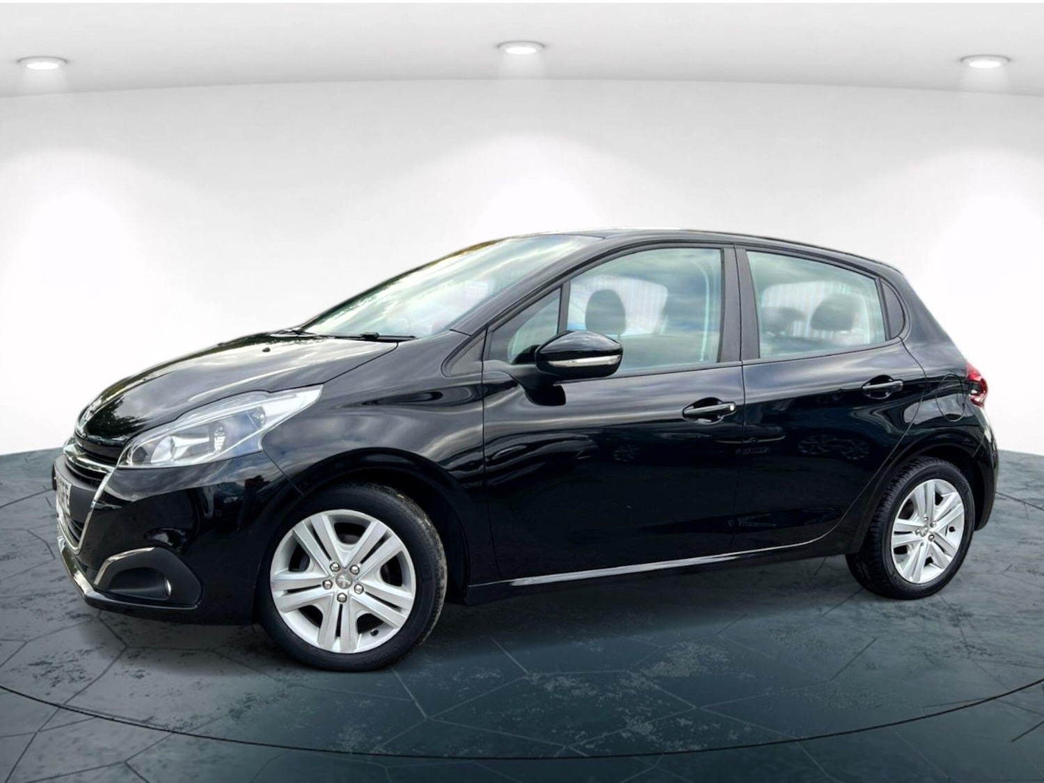 Used Peugeot 208 2019 for sale - 76625710: Photo 10