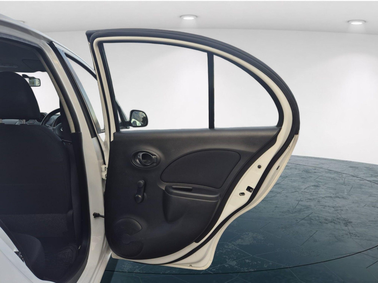 Used Nissan Micra 2011 for sale - 76186880: Photo 34