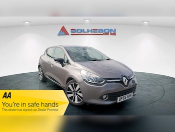 Used Renault Clio 2015 for sale - 76186984: Photo