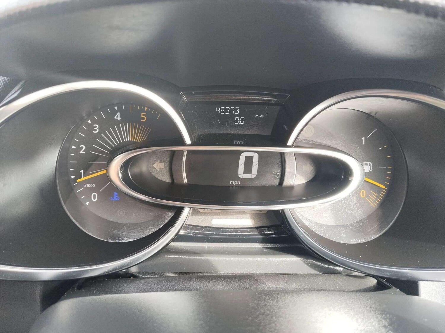 Used Renault Clio 2015 for sale - 76186984: Photo 29