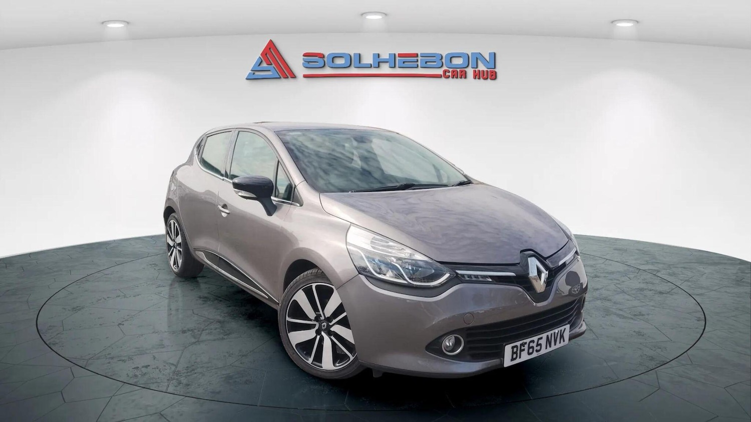 Used Renault Clio 2015 for sale - 76186984: Photo 3