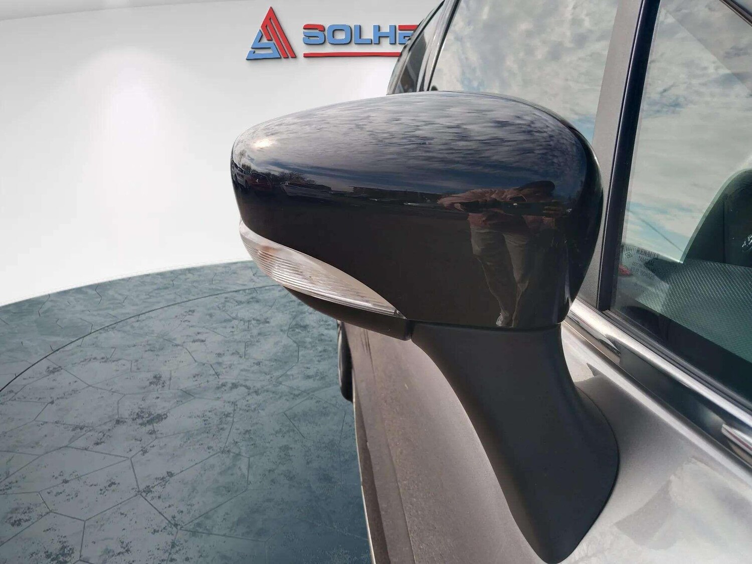 Used Renault Clio 2015 for sale - 76186984: Photo 36