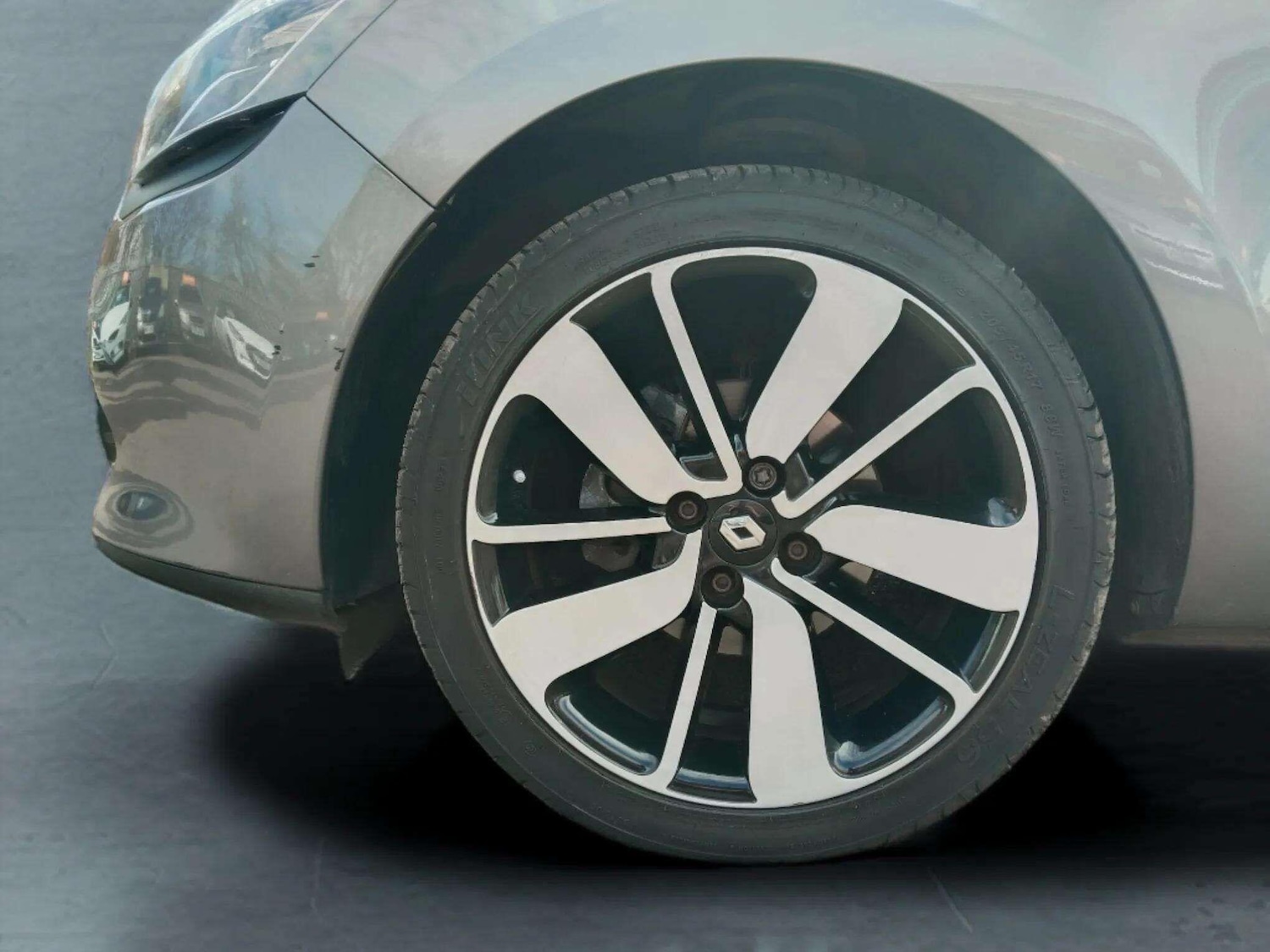 Used Renault Clio 2015 for sale - 76186984: Photo 39