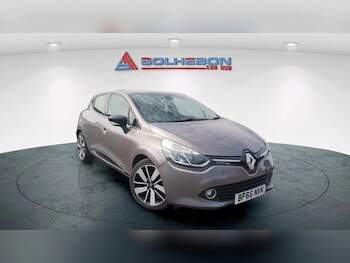 Used Renault Clio 2015 for sale - 76186984: Photo