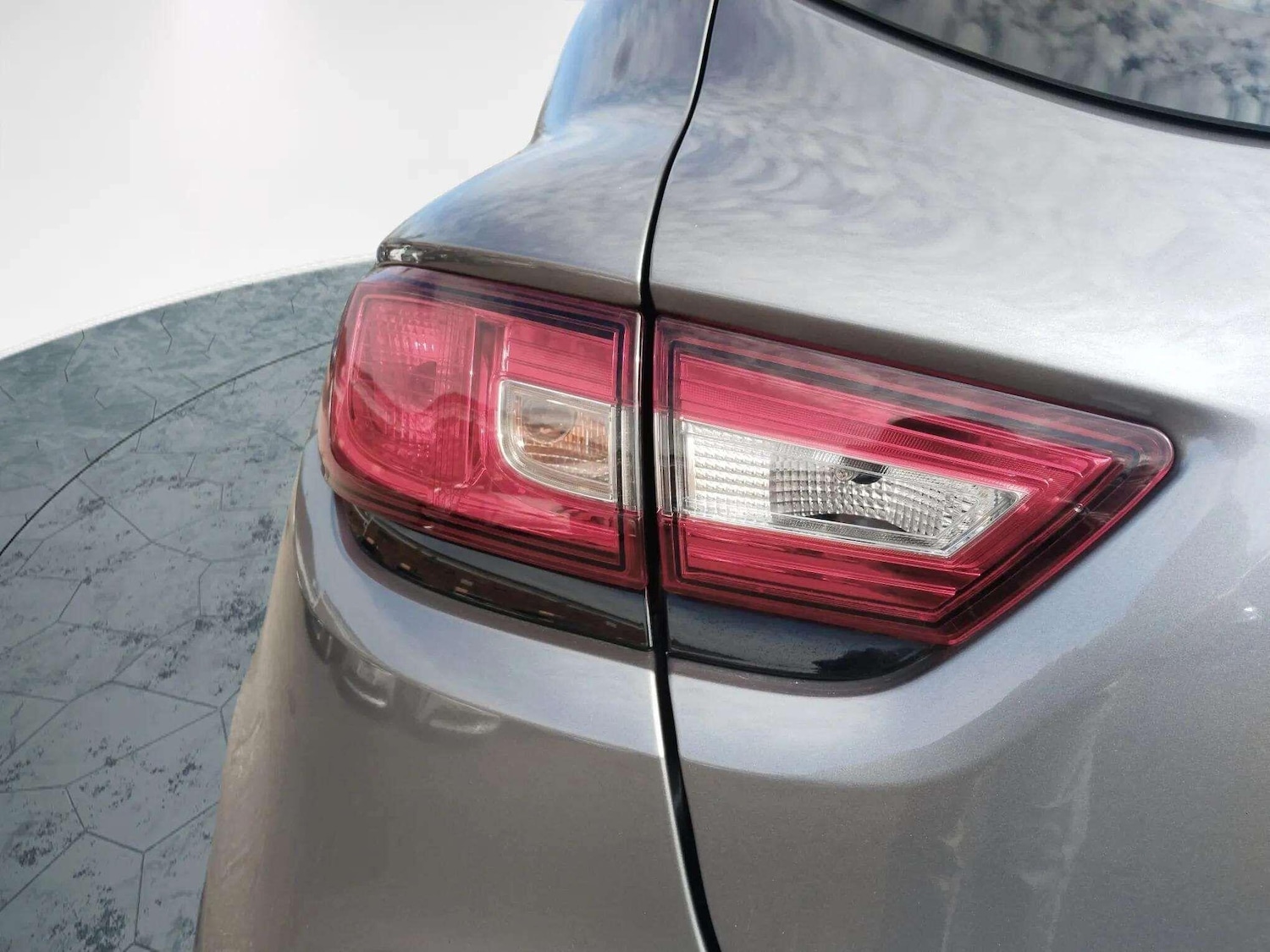 Used Renault Clio 2015 for sale - 76186984: Photo 40