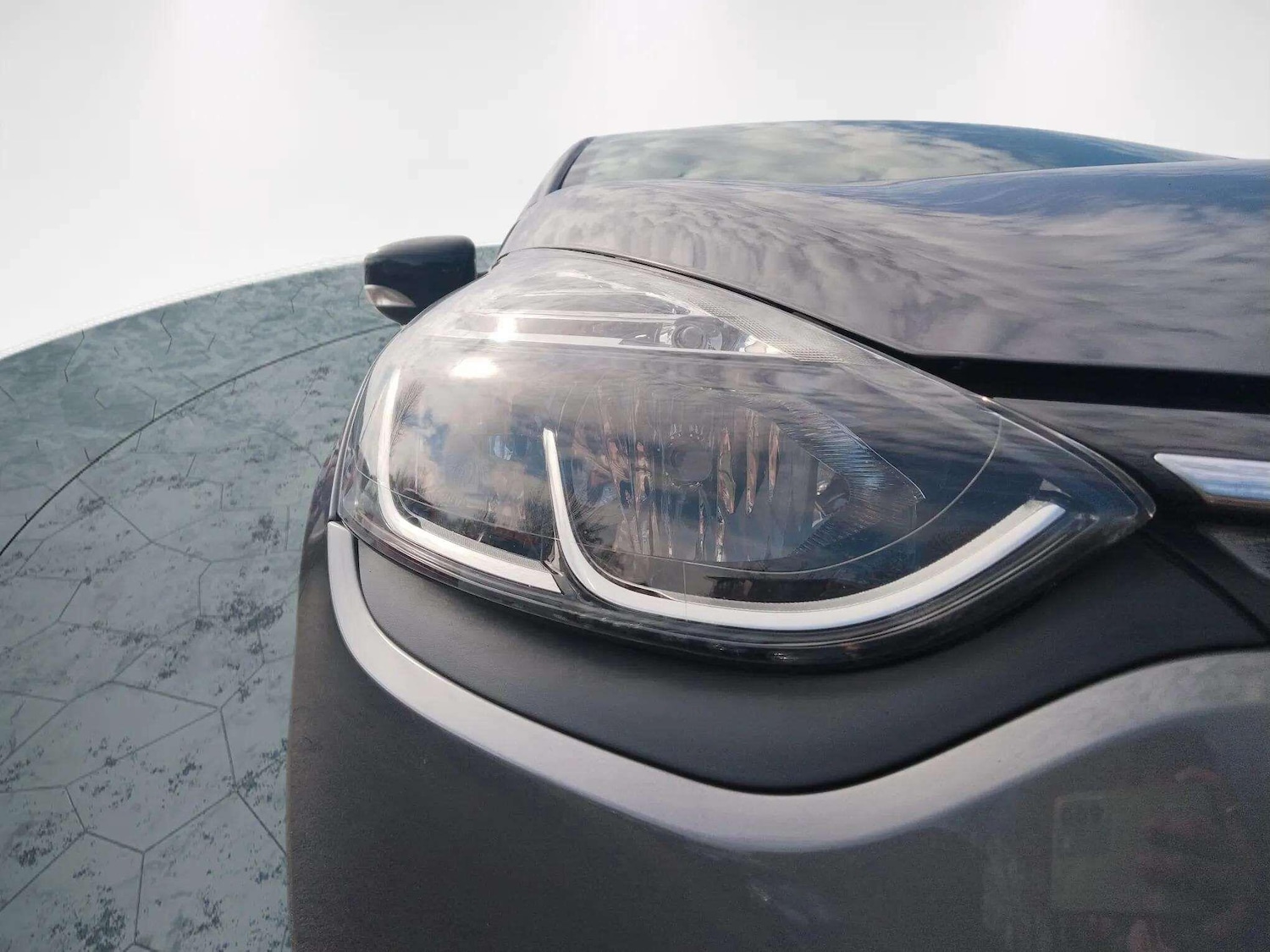 Used Renault Clio 2015 for sale - 76186984: Photo 45