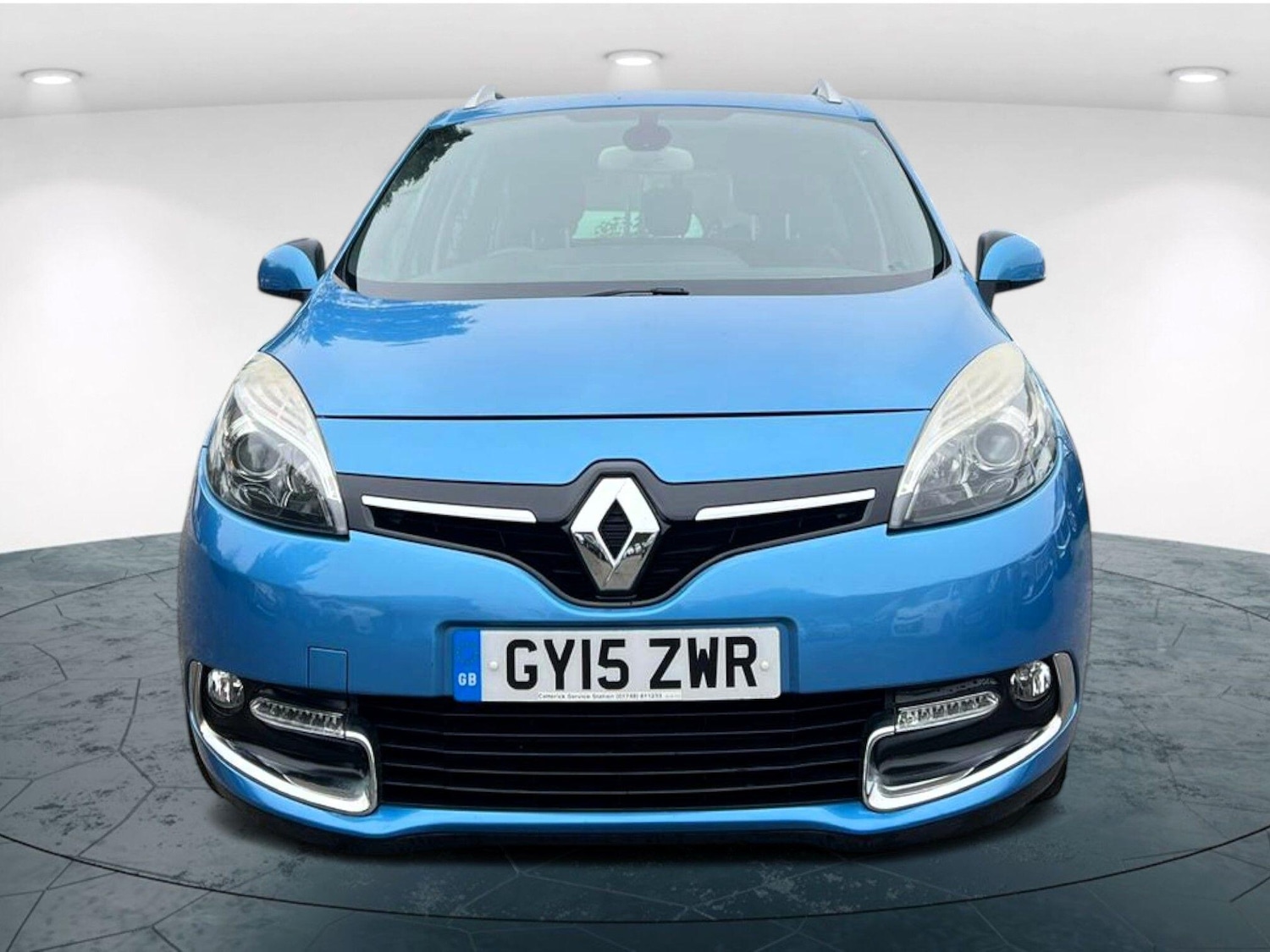 Used Renault Grand Scenic 2015 for sale - 76186883: Photo 10