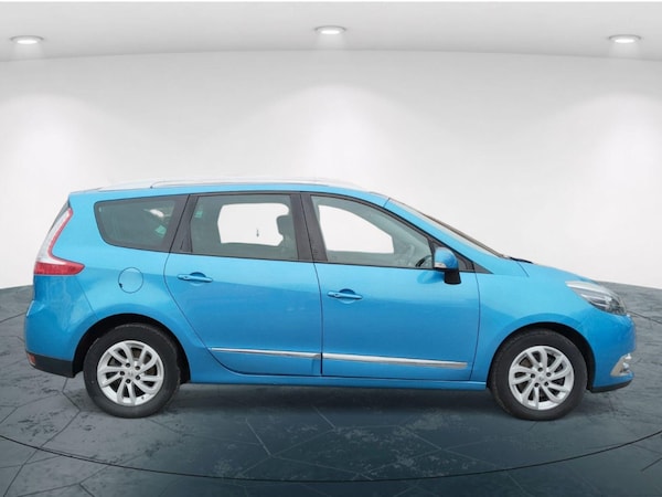 Used Renault Grand Scenic 2015 for sale - 76186883: Photo 10