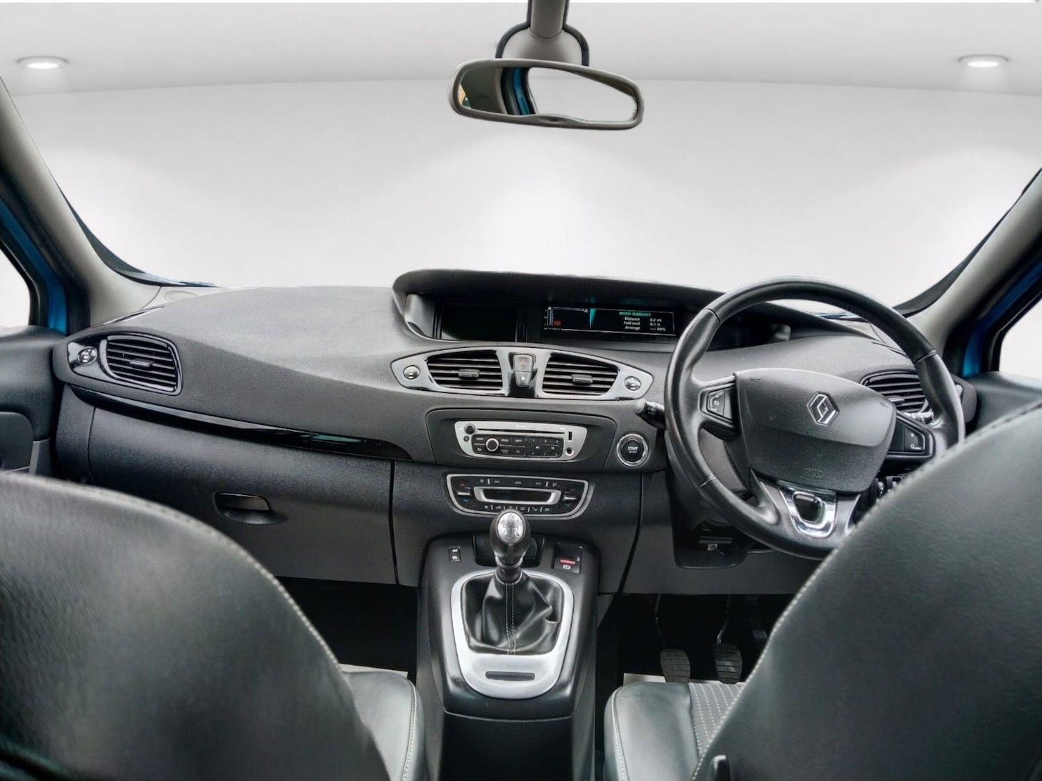 Used Renault Grand Scenic 2015 for sale - 76186883: Photo 22